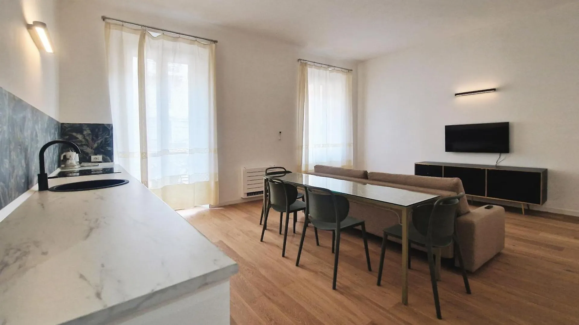 Dalia Apartment Milan
